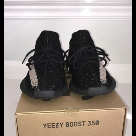 Yeezy main image 5